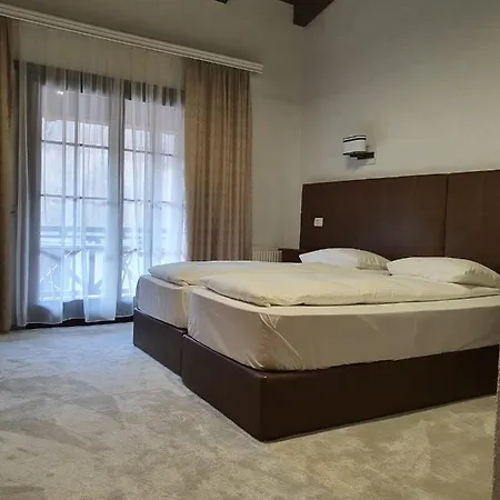 Domeniul Dambu Morii Hotel Timisu de Jos Exterior photo
